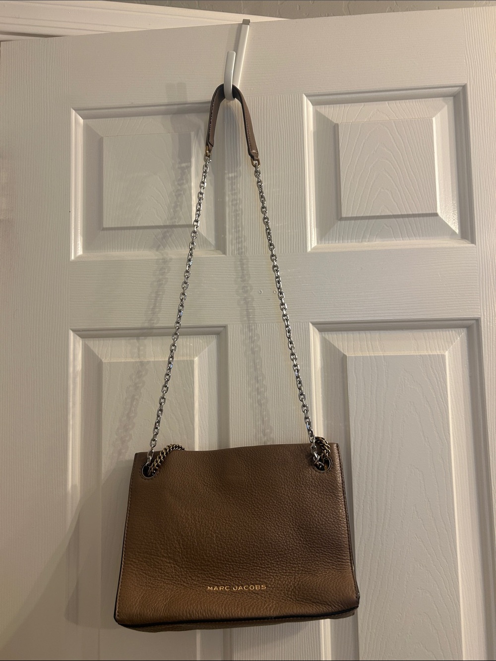 Marc Jacobs Taupe Pebbled Leather Shoulder Bag with Chain Strap